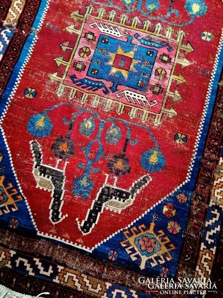 Karabagh is a wonderful, antique piece. 100 X 148 cm