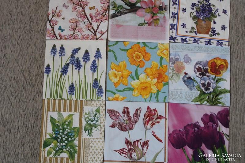 9 napkins spring flowers