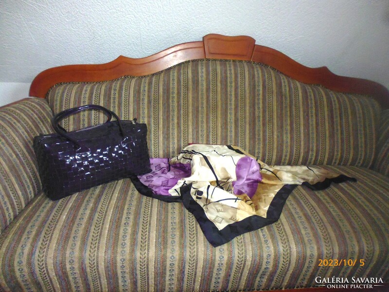 Bree .. Women's aubergine leather bag ..