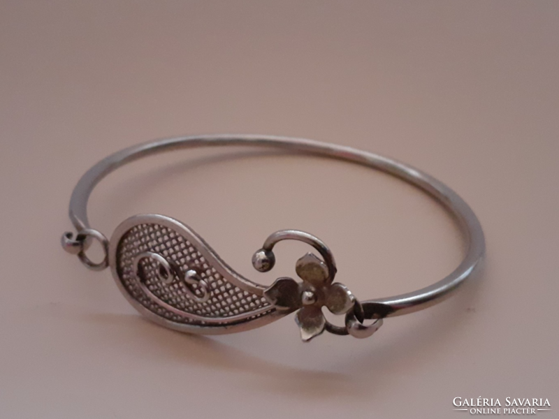 Old richly silver-plated custom bracelet bracelet