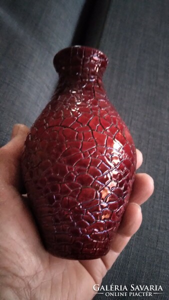 Zsolnay repesztett mázas kis váza.