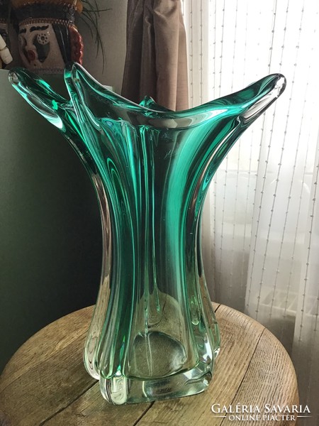 Huge old handmade Murano crystal glass vase fratelli toso from 1950 with a little damage