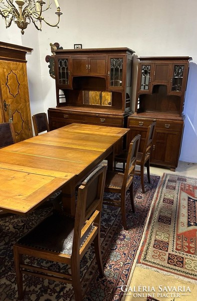 Art Nouveau dining room set, in excellent condition