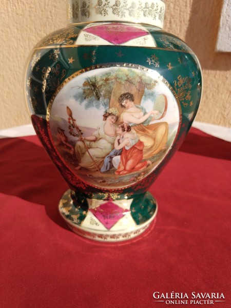Nagy méretű,antik jelenetes,aranybrokátos  Altwien váza,,26 cm,Hibátlan, most minimál ár nélkül,