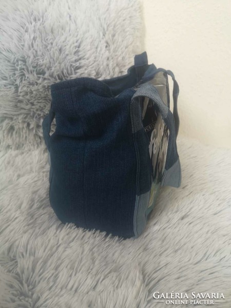 Handmade bag with zipper