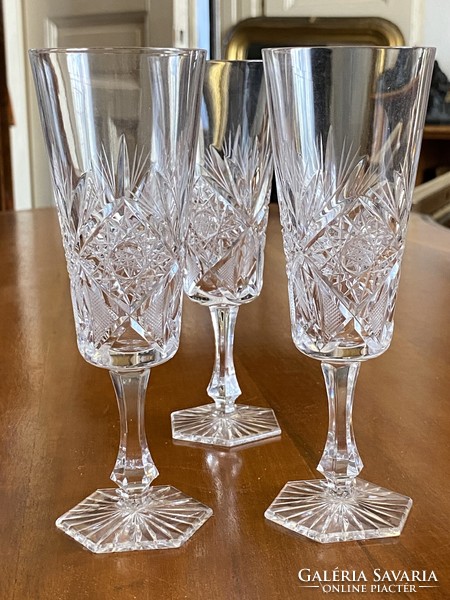 3 pcs cut crystal champagne glass with base 18 cm