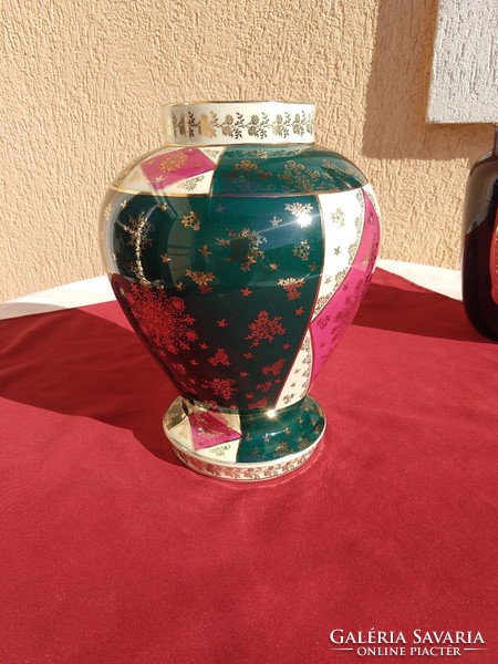 Large, antique, gold-brocade Altwien vase, 26 cm, flawless, now without minimum price,