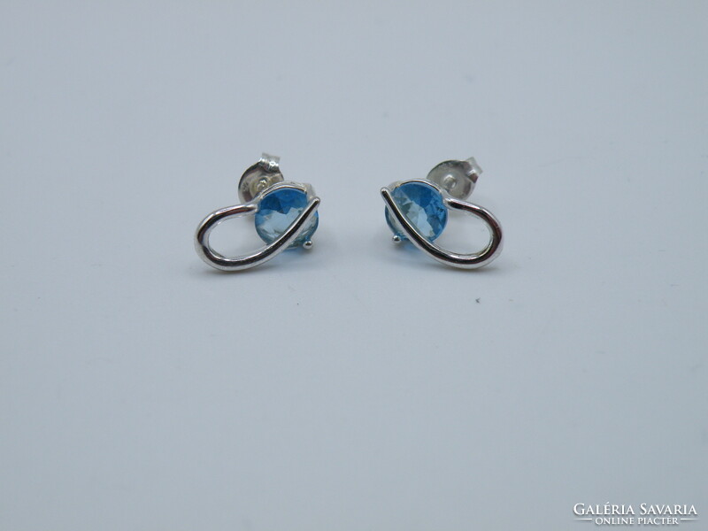 Uk0132 elegant blue stone plug-in silver earrings 925