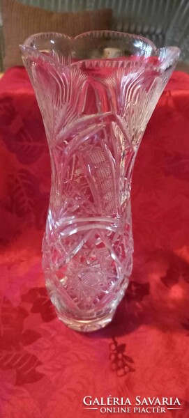 Large crystal vase (25 cm.)
