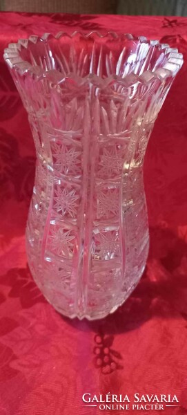 Crystal vase (21 cm)
