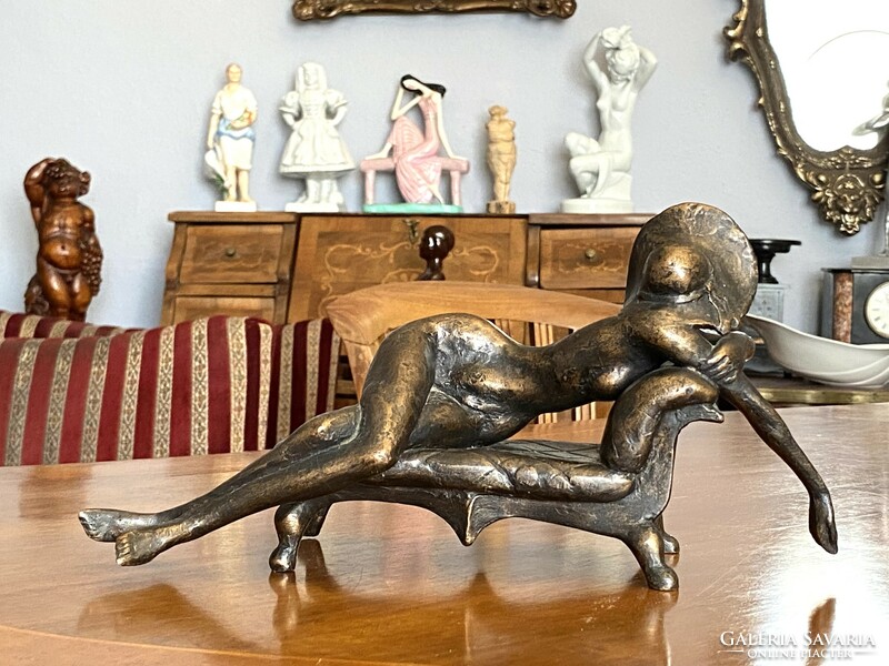 Sculptor László Kutas (1936-2023) retro resin statue of a female nude with a hat lying on a couch