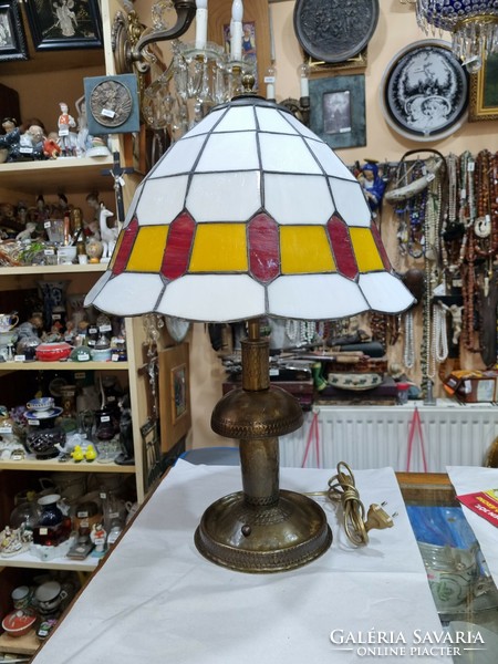 Old restored tiffany burr table lamp