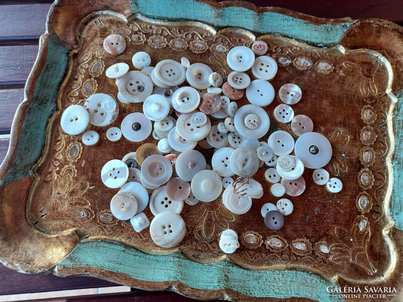 Antik gyöngyház gombok- vintage varró kellék