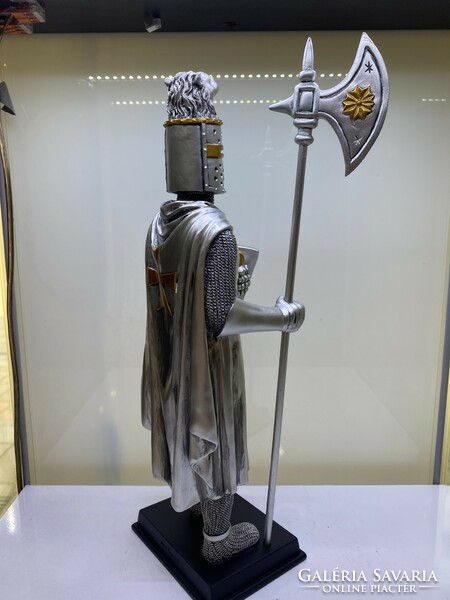 Knight statue 32cm
