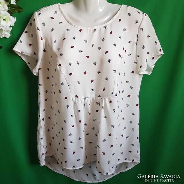 New, size 38, ladybird pattern white shirt, blouse with elongated back