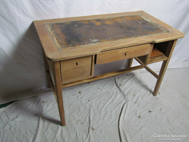 Antik Szecessziós íróasztal (csiszolt)