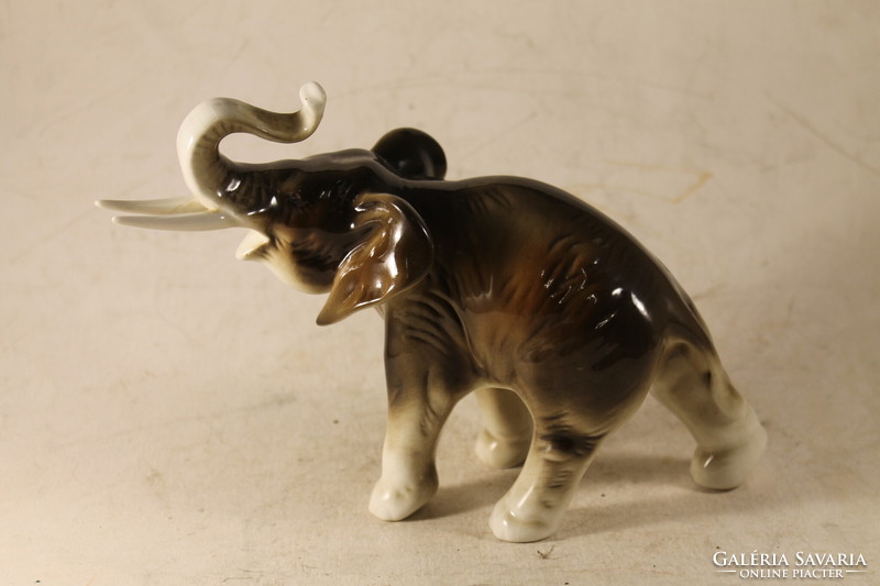 Royal dux elephant 698