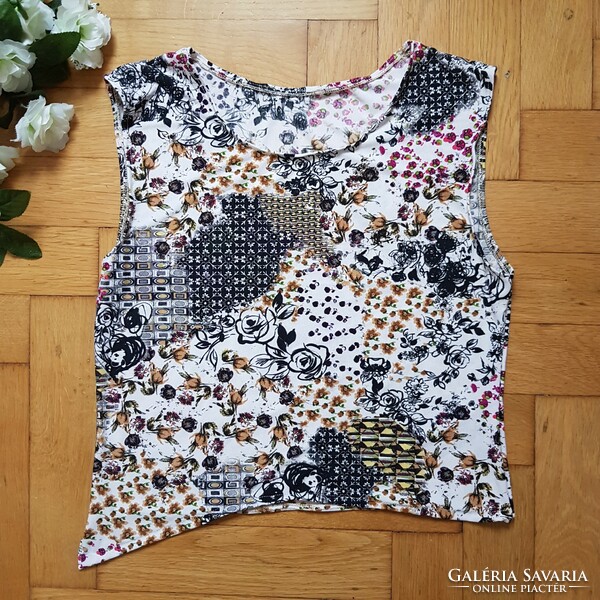 New, custom-made approx. S-shaped flower pattern asymmetric crop top, sleeveless belly t-shirt