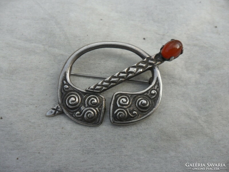 Antique art deco Scottish silver amber pin