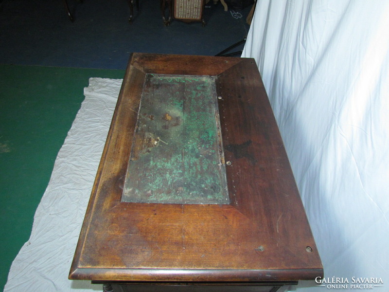 Antik Neoreneszánsz íróasztal