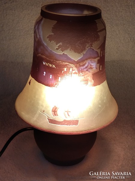Beautiful colorful galle lamp with a sailing pattern