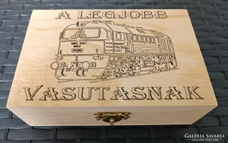 Vasutas Zsebóra ajándék Szergej mintás fa dobozban egyedi kézműves