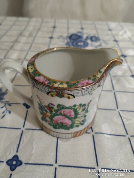 Cream pourer from a Chinese jingdezhen famille rose coffee set