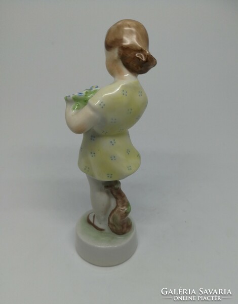 Zsolnay porcelain girl with flowers!