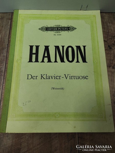 HANON Der Klavier- Virtuose kotta