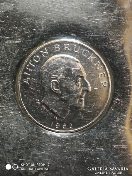 Ezüst (800) 1962-es 25 schillinges érmés tálka.