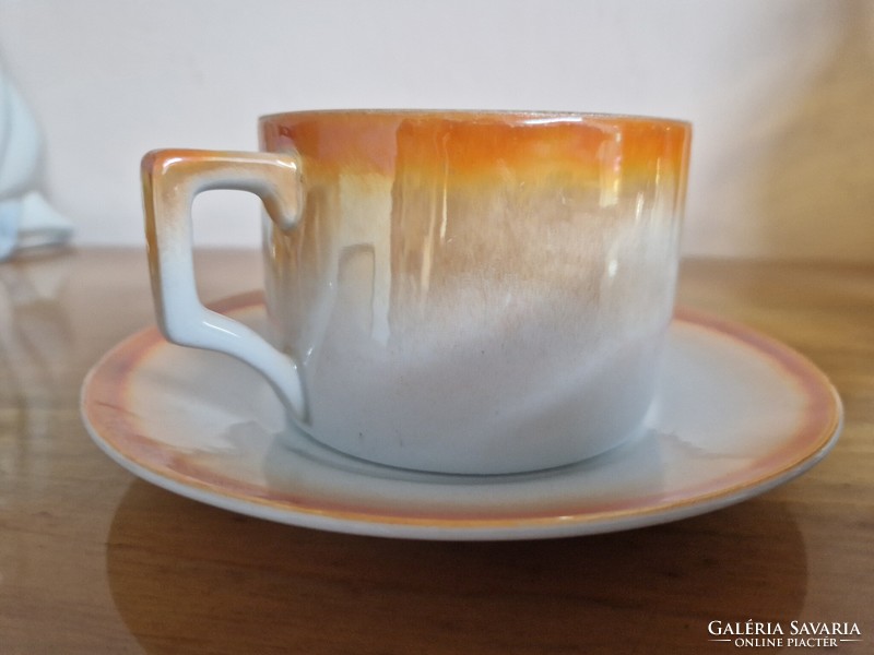 Zsolnay pajzspecsétes mitológiai jelenetes lüszter mázas teás csésze kistányérral hibátlan állapot