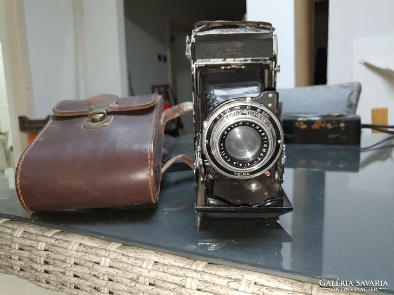 Zeiss Ikon Nettar 515/2 antik fényképezőgép.