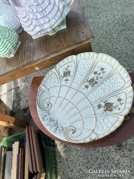 Zsolnay porcelain bowl. Large size . Shield seal
