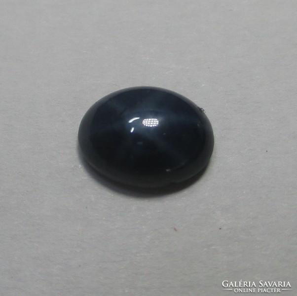 Star sapphire, dark blue 1.9 ct