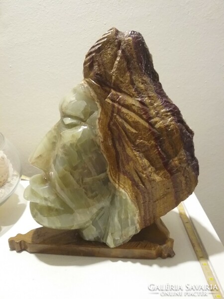 Mineral special, marked statue 19 cm