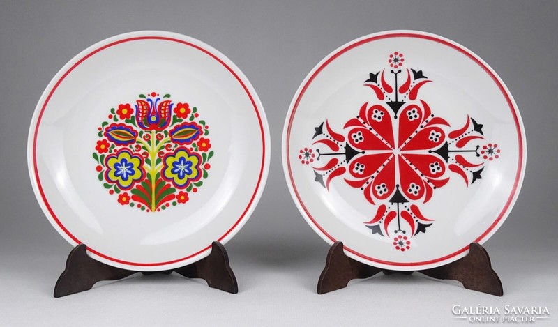 1Q380 pair of old Hólloháza porcelain wall plates 15 cm
