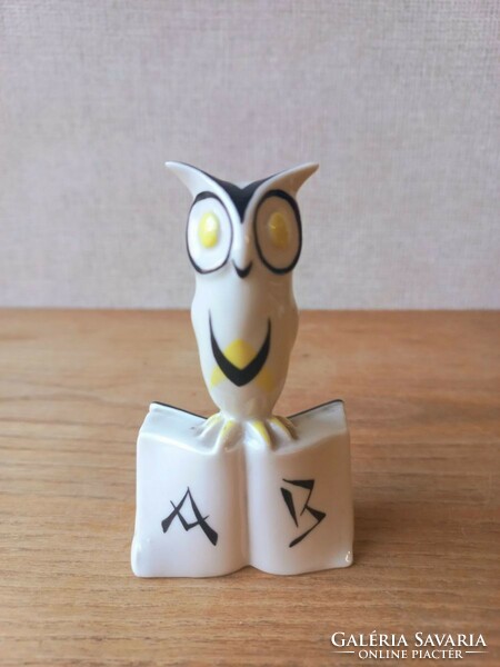 Retro Hungarian porcelain figure. Owl. Kőbánya porcelain
