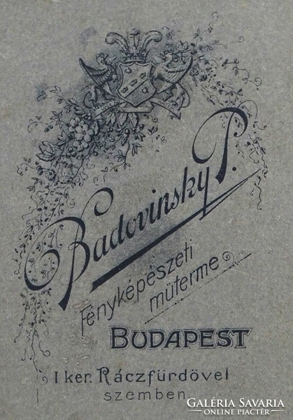 1Q279 Badovinsky Pál fotográfus : Férfi szinházi ruhában, jelmez öltözékben ~ 1900