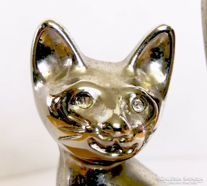 Art deco cat with crystal eyes on a wooden plinth. Modern sculpture