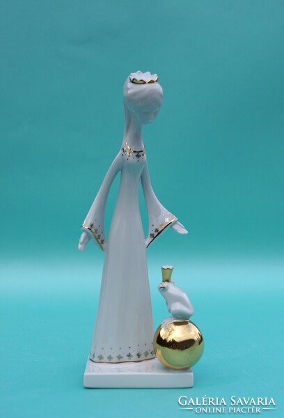 Aquincum porcelain princess and frog king figures