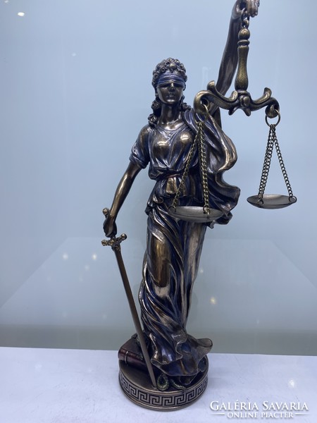 Justice bronze statue 26cm