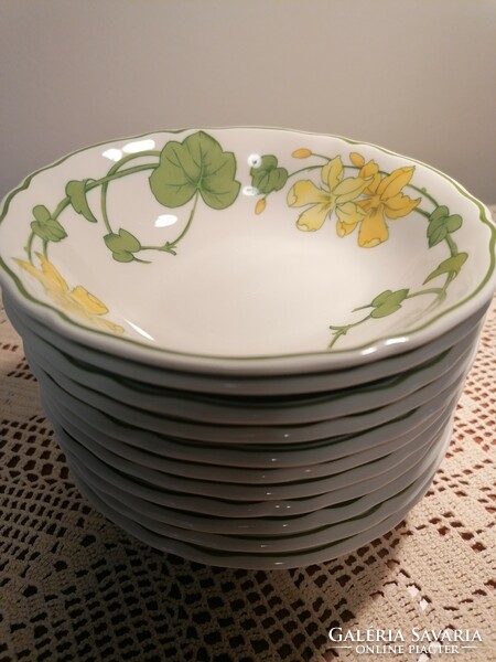 Villeroy and boch botanica geranium compote, pickle, dessert bowls