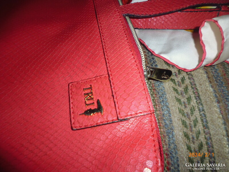Női Trussardi  Premium  valódi bőr  shopper  bag ..  valódi bőr táska .