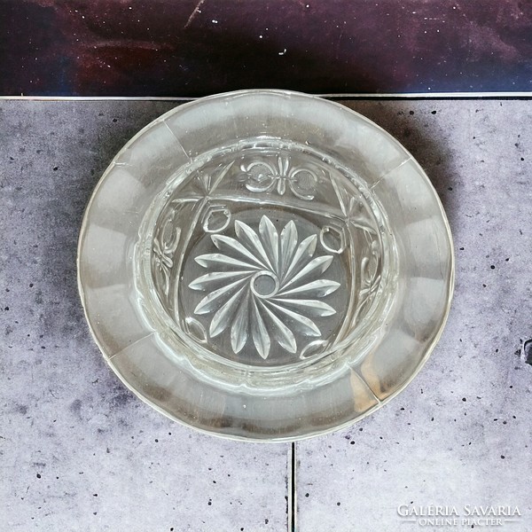 Retro, vintage design glass bowl