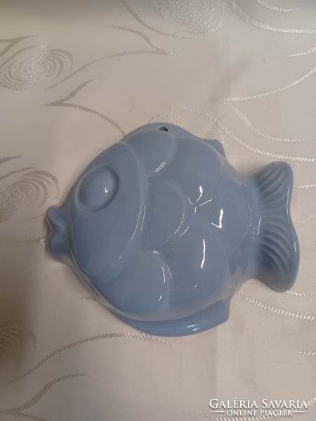 Glazed ceramic fish, pudding form?