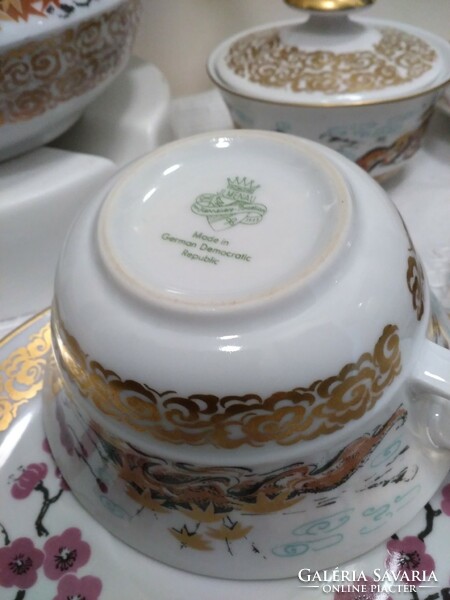 Fantasztikus Jlmenau von Henneberg-porcelain teás készlet