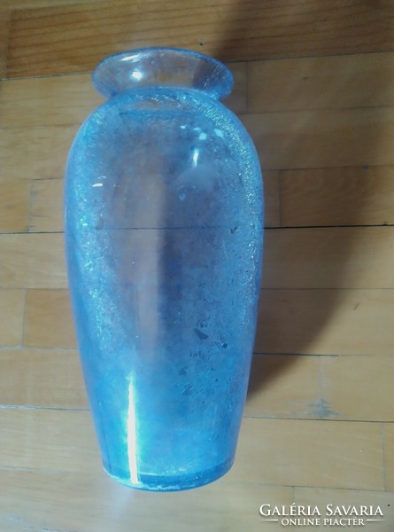 Kékes karcagi fátyolüveg váza, 24 cm