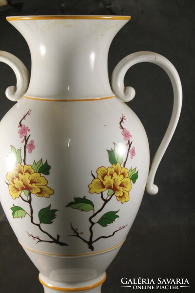 Large porcelain goblet vase 778