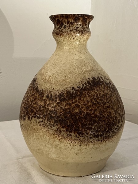 Retro-vintage bay ceramic minimalist vase 610-25 modern home decor