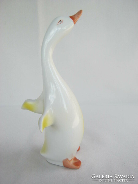 Ravenclaw porcelain goose 17 cm